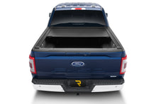 Load image into Gallery viewer, Retrax 15-18 F-150 Super Crew &amp; Super Cab 5.5ft Bed RetraxPRO XR